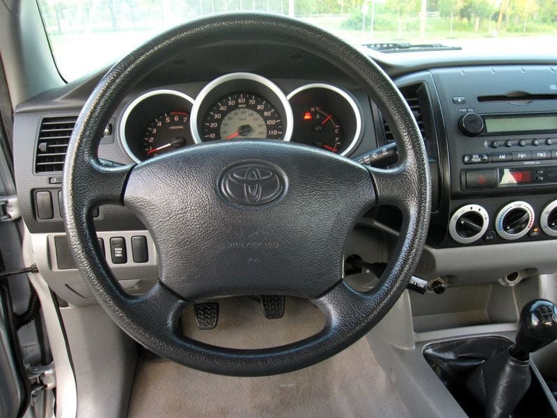 Used 2006 Toyota Tacoma 4x4 Regular Cab w/ Standard Pkg #1 image 21