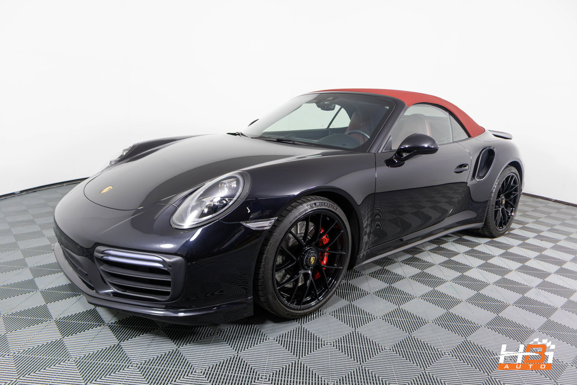 Used 2019 Porsche 911 Turbo AWD/4WD image 1