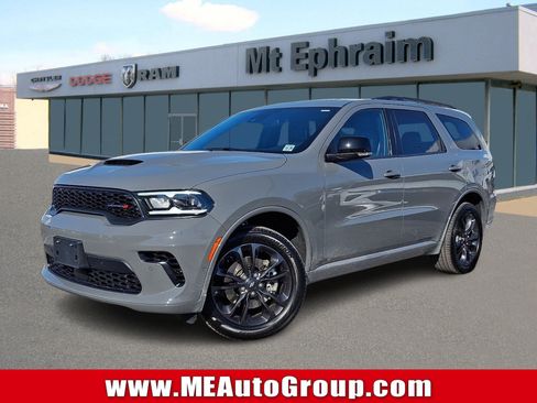 Used 2024 Dodge Durango GT image 1