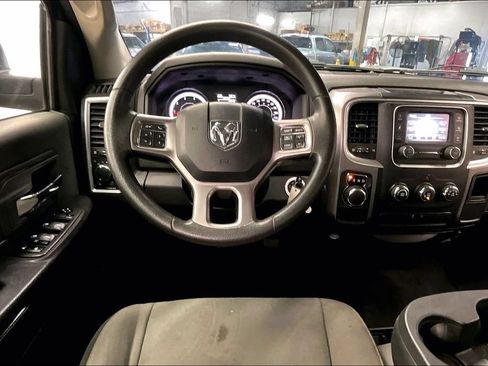 Used 2022 RAM 1500 Classic SLT RWD image 4