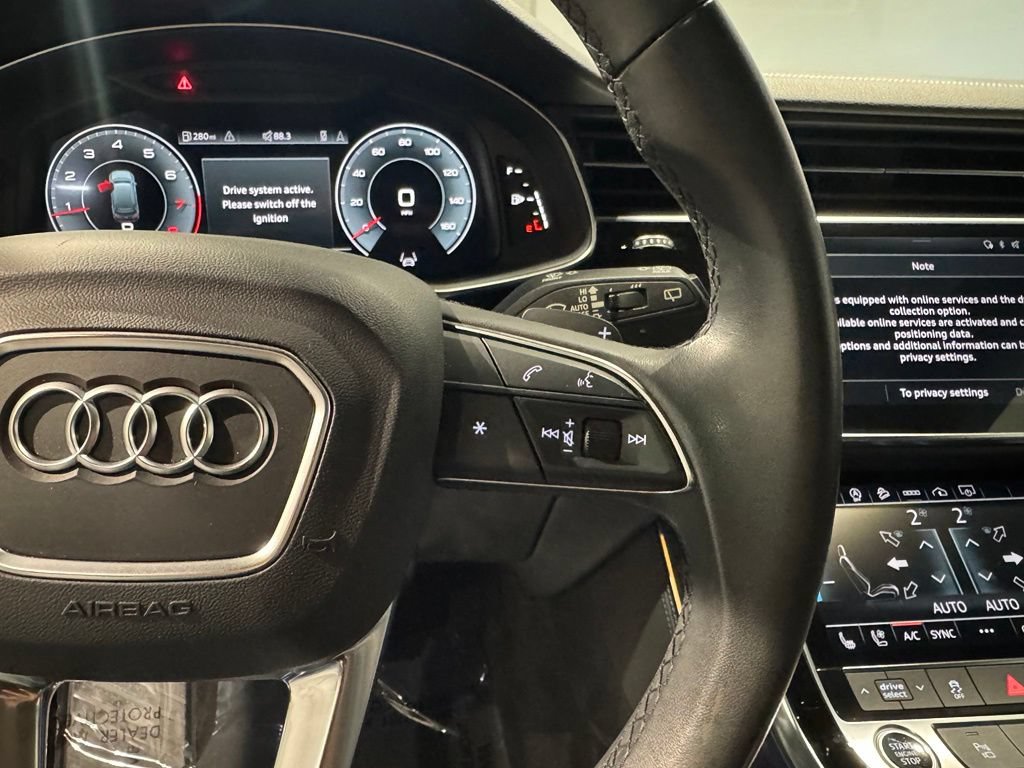 Used 2023 Audi Q7 2.0T Premium Plus w/ Premium Plus Package AWD/4WD image 10