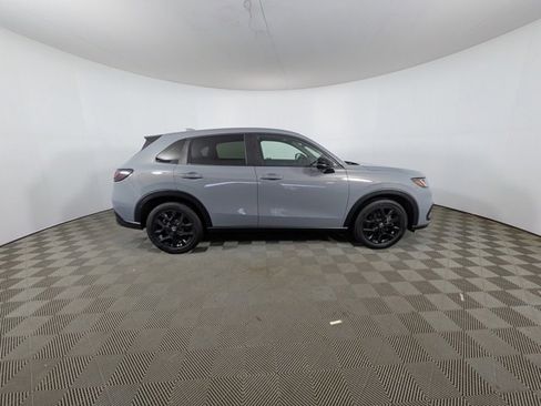 Used 2023 Honda HR-V Sport image 5