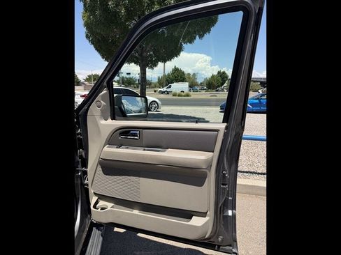 Used 2011 Ford Expedition EL XLT RWD image 27