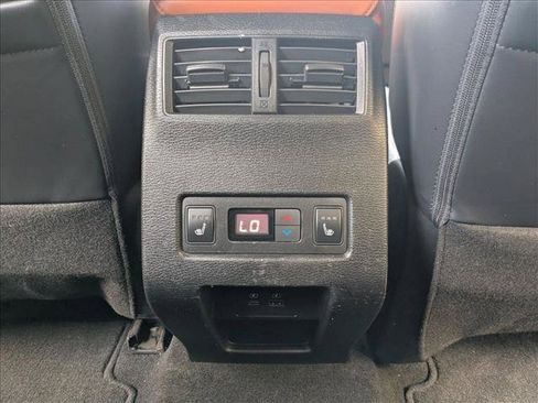 Used 2023 Mitsubishi Outlander SEL FWD image 18