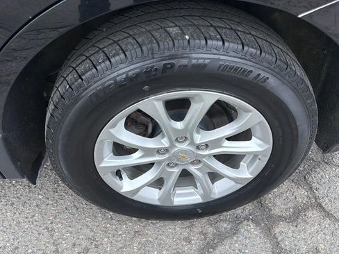 Used 2018 Chevrolet Equinox LT image 9