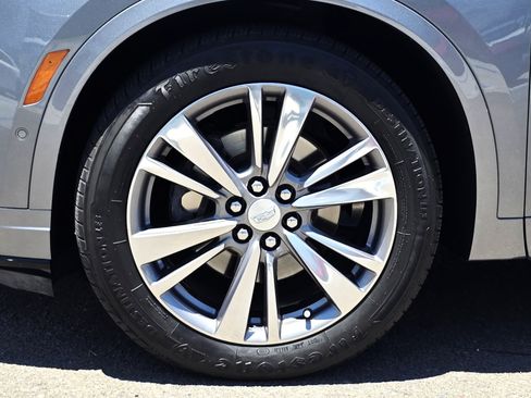 Used 2020 Cadillac XT6 Premium Luxury FWD image 9