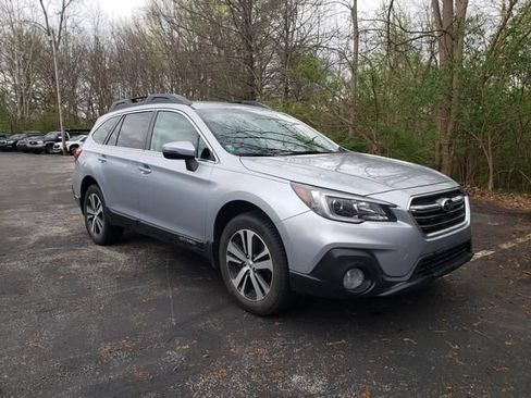 Used 2019 Subaru Outback 2.5i Limited image 1