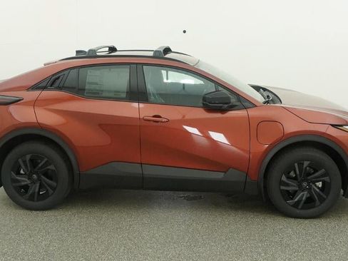 New 2026 Toyota C-HR AWD/4WD image 11