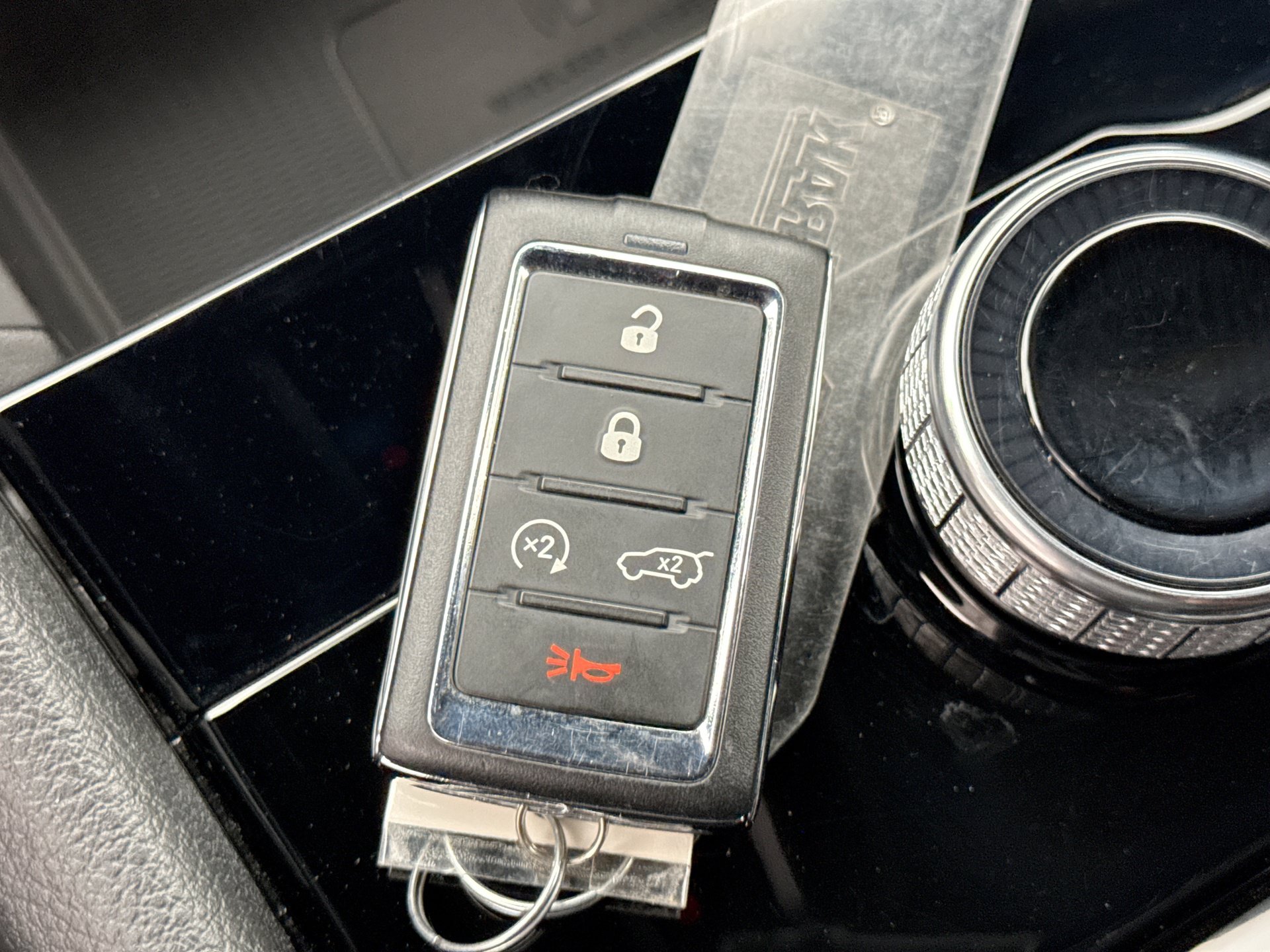 Used 2023 Jeep Grand Cherokee Altitude AWD/4WD image 24