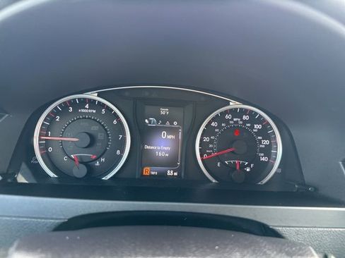 Used 2017 Toyota Camry XSE w/ Moonroof Package FWD image 37