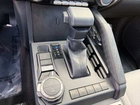 Used 2025 Toyota Tacoma SR5 image 28