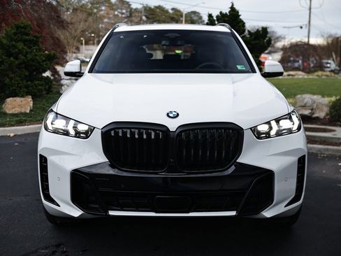 New 2026 BMW X5 xDrive40i w/ M Sport Package image 13
