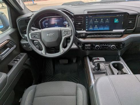 New 2026 Chevrolet Silverado 1500 LT Trail Boss w/ Convenience Package II image 18