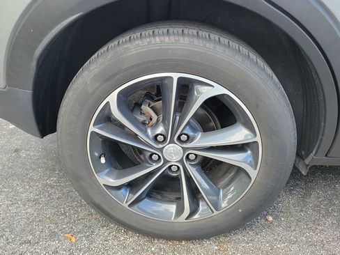 Used 2023 Buick Encore GX Select FWD image 3