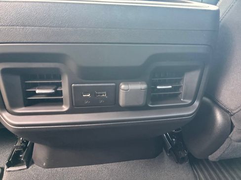 Used 2022 Chevrolet Silverado 1500 RST w/ LPO, Blackout Package AWD/4WD image 15