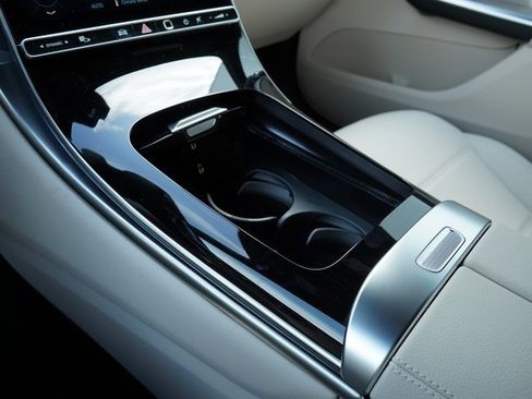 New 2026 Mercedes-Benz GLC 300 image 22