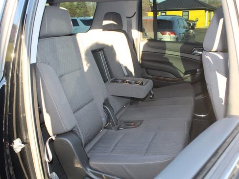 Used 2020 Chevrolet Suburban LS image 14
