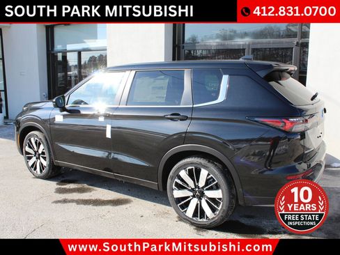 New 2026 Mitsubishi Outlander SE image 6