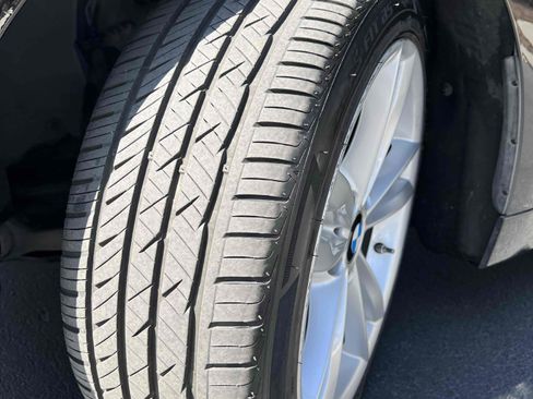 Used 2018 BMW 320i Sedan image 9