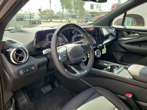 New 2026 Chevrolet Blazer EV LT w/ Super Cruise Package FWD image 2