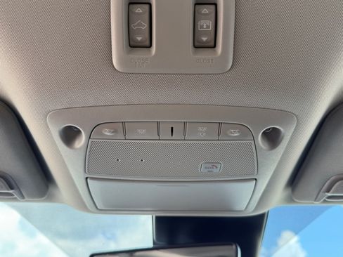 Used 2024 Nissan Murano Platinum AWD/4WD image 35
