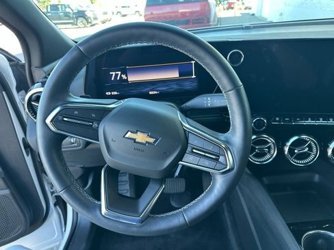 Used 2024 Chevrolet Blazer EV LT AWD/4WD image 13