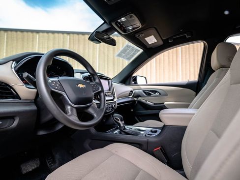 Certified 2024 Chevrolet Traverse LS AWD/4WD image 5