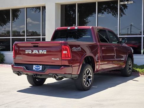 Used 2025 RAM 1500 Laramie w/ Sport Appearance Package AWD/4WD image 7