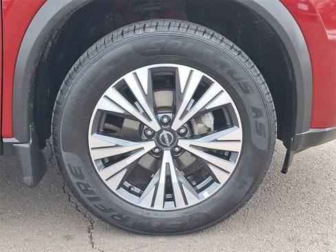 Used 2023 Nissan Rogue SV image 26