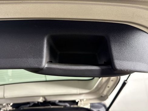 Used 2017 Ford Escape SE image 33