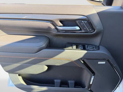 New 2026 GMC Sierra 2500 AT4 w/ AT4 Premium Plus Package image 17