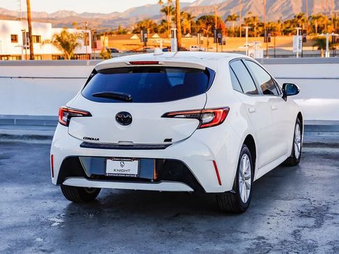 Used 2024 Toyota Corolla SE image 9