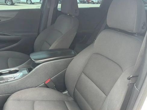 Used 2020 Chevrolet Malibu LT FWD image 55