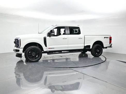 New 2026 Ford F250 Lariat w/ Black Appearance Package AWD/4WD image 7