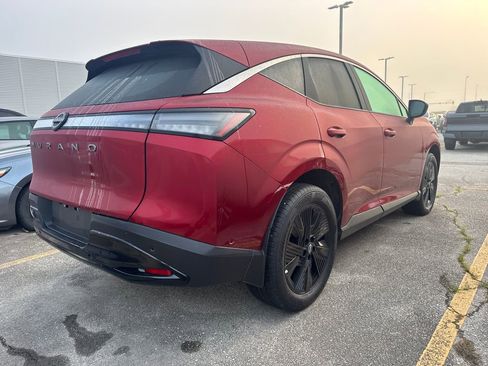 Used 2025 Nissan Murano SV FWD image 3