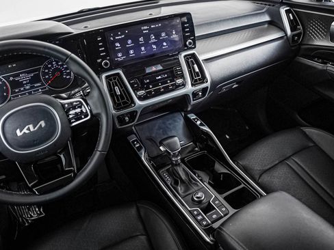 Used 2022 Kia Sorento SX FWD image 18