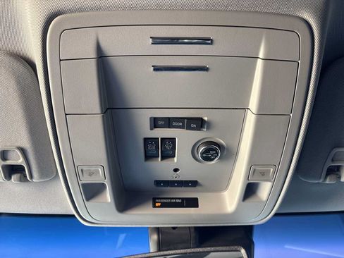 Used 2019 GMC Yukon SLT RWD image 29