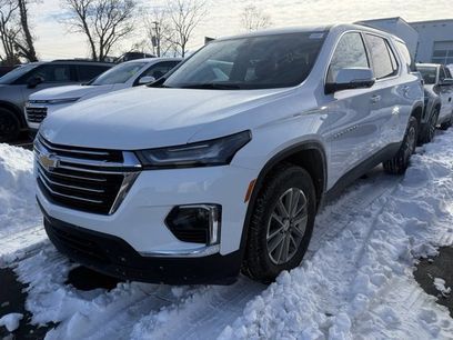 Used 2023 Chevrolet Traverse LT