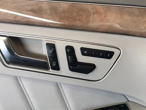 Used 2012 Mercedes-Benz E 350 E 350 image 19