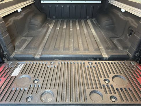 Used 2022 Nissan Frontier SV AWD/4WD image 22
