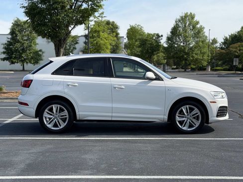 Used 2018 Audi Q3 2.0T Premium AWD/4WD image 8
