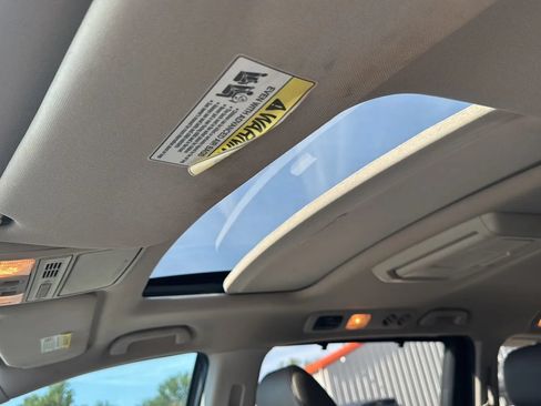 Used 2014 Honda Odyssey Touring image 18