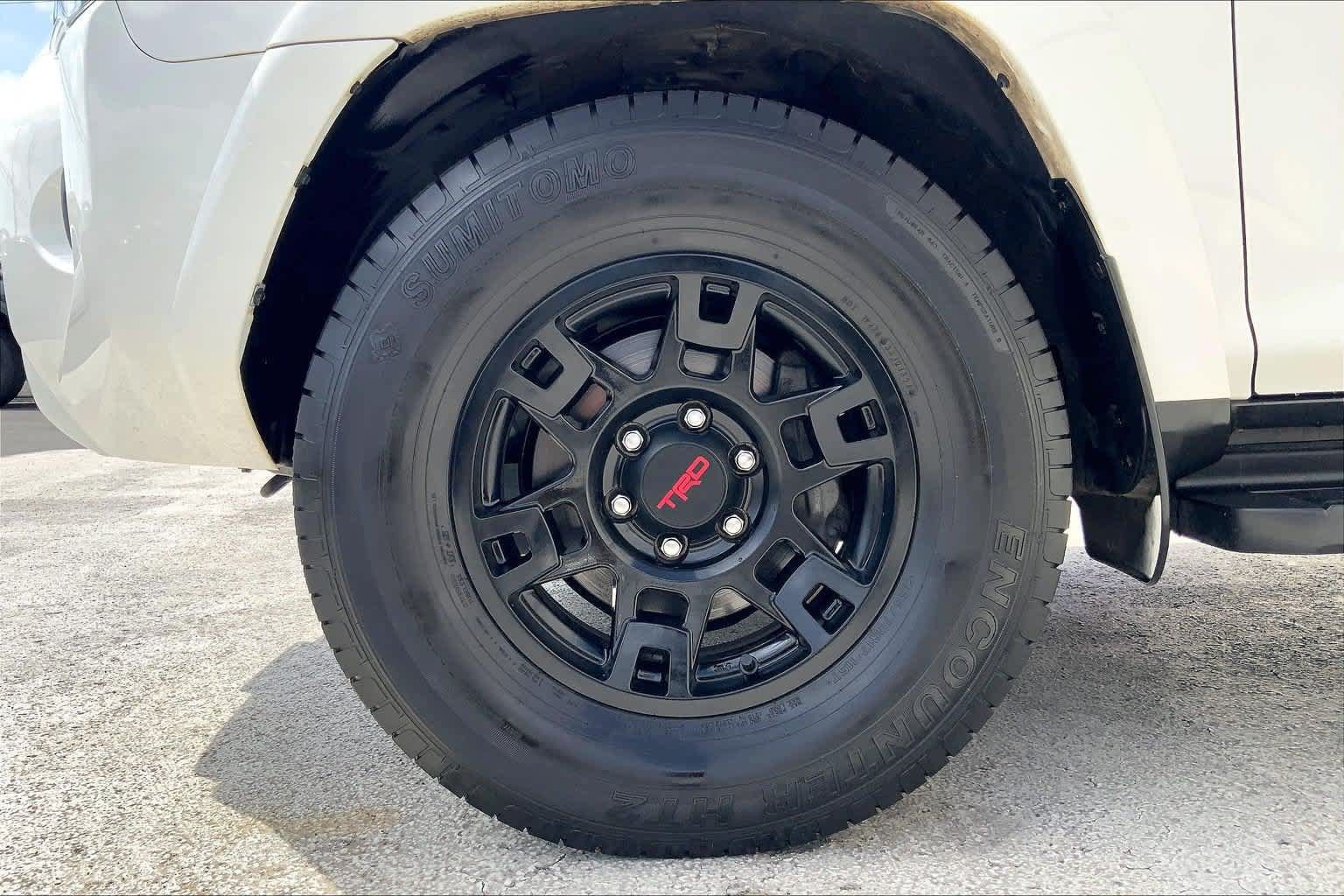 Used 2022 Toyota 4Runner SR5 Premium RWD image 8