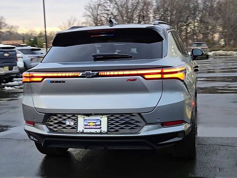 New 2026 Chevrolet Equinox EV RS image 3