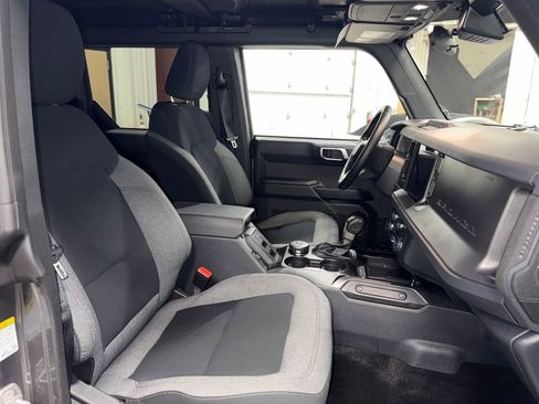 Used 2025 Ford Bronco Big Bend image 19
