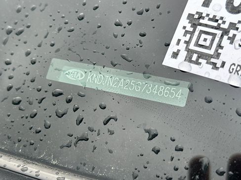 Used 2016 Kia Soul FWD image 3