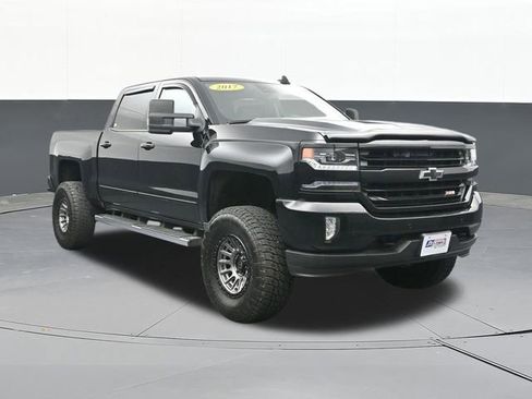 Used 2017 Chevrolet Silverado 1500 LTZ Z71 w/ LTZ Plus Package AWD/4WD image 23