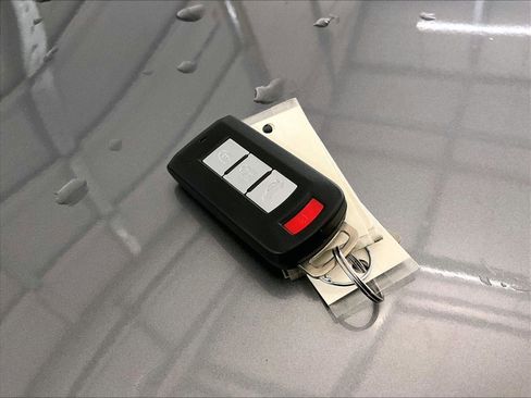 Used 2018 Mitsubishi Mirage G4 SE FWD image 9
