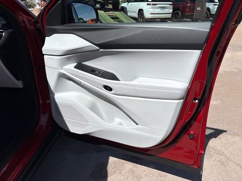 New 2026 Jeep Cherokee Limited image 21