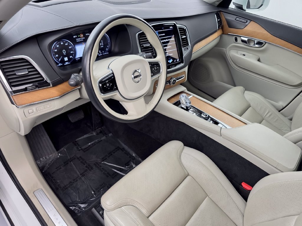 Used 2020 Volvo XC90 T8 Inscription w/ Protection Package AWD/4WD image 10